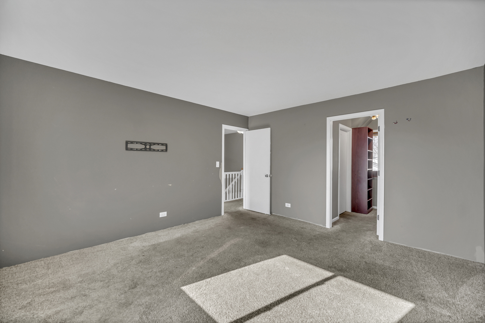 454 Esselen Court Carol Stream IL 60188