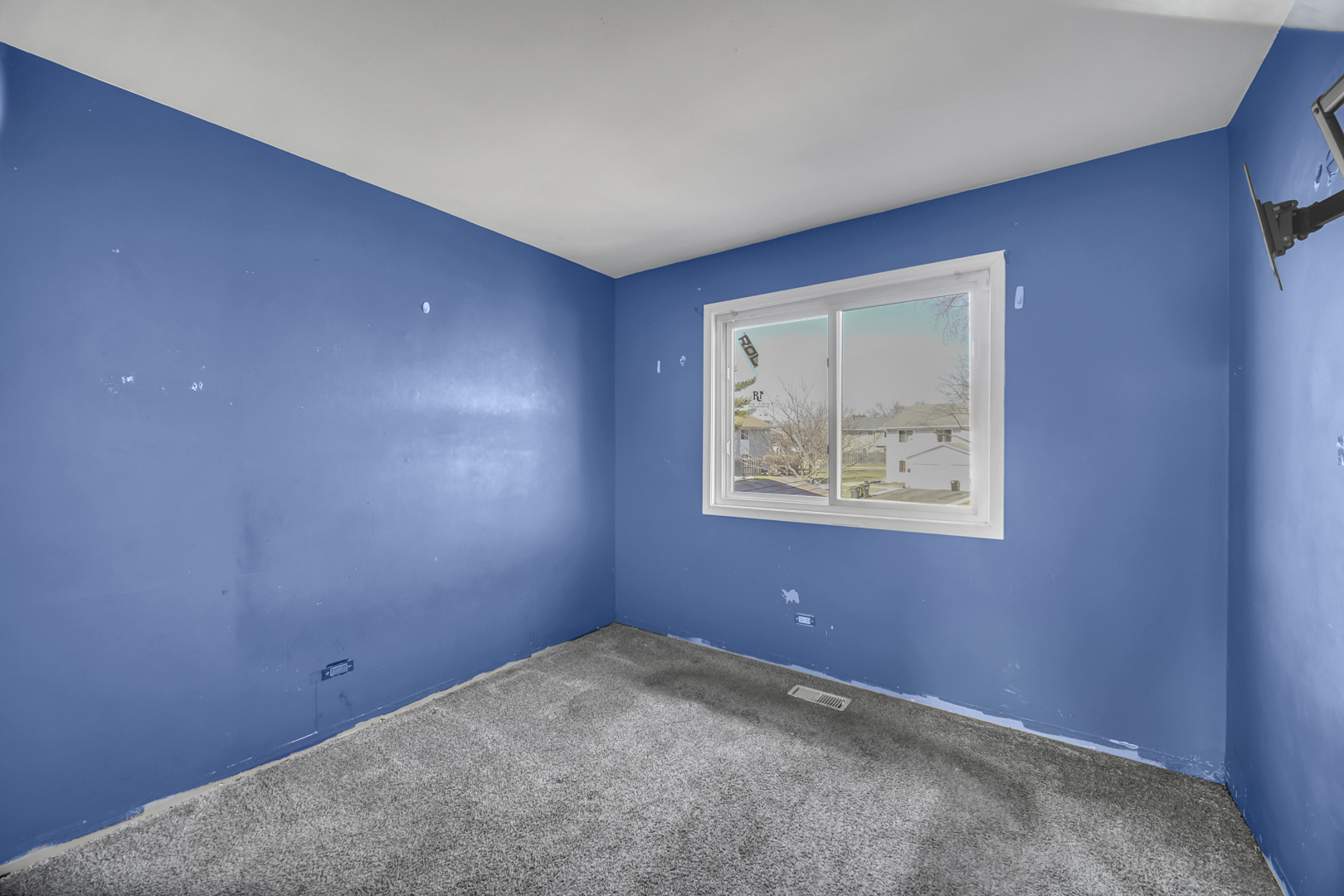 454 Esselen Court Carol Stream IL 60188