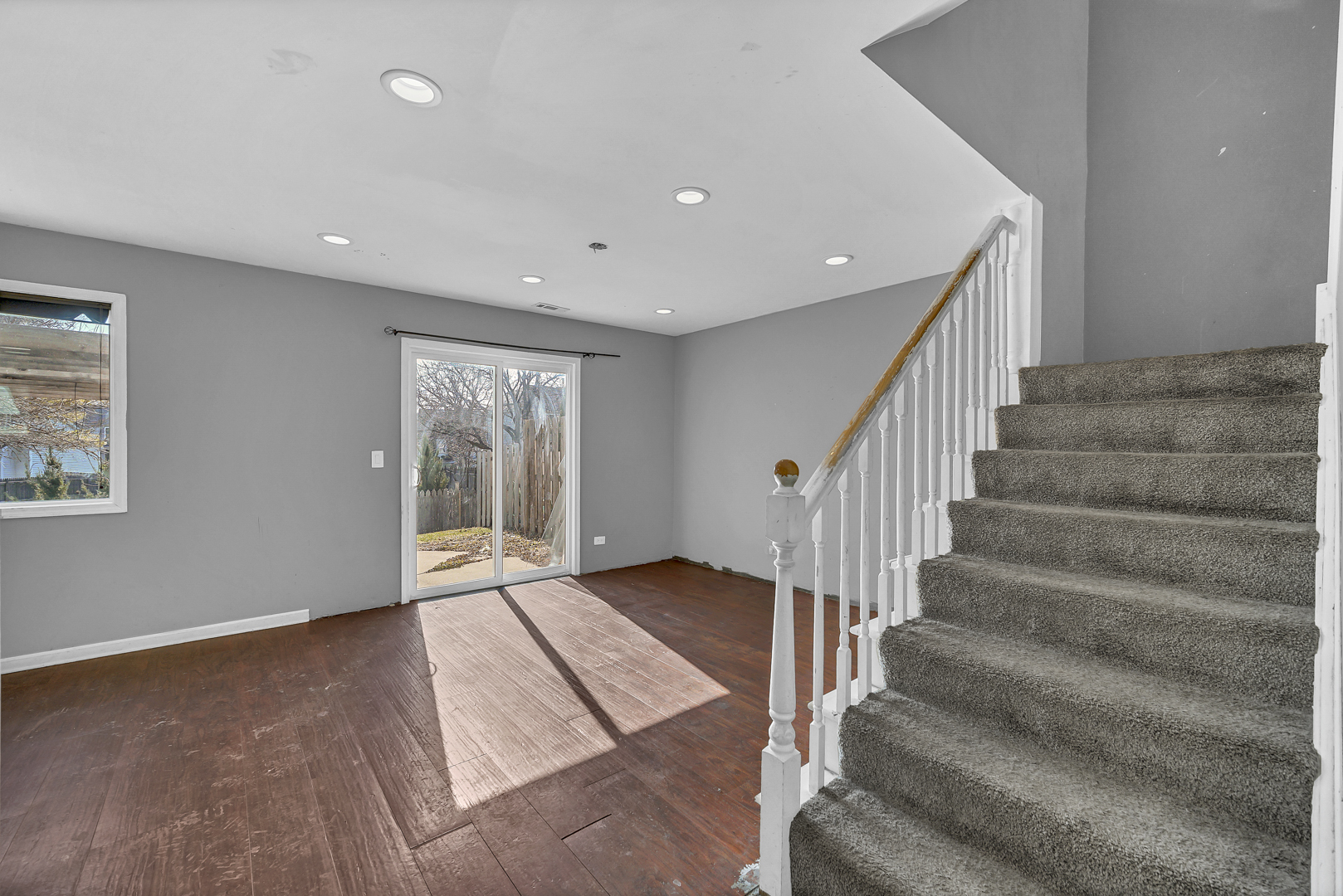 454 Esselen Court Carol Stream IL 60188
