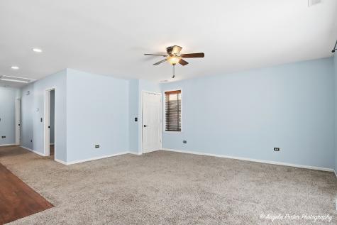 39450 North Circle Avenue Antioch IL 60002