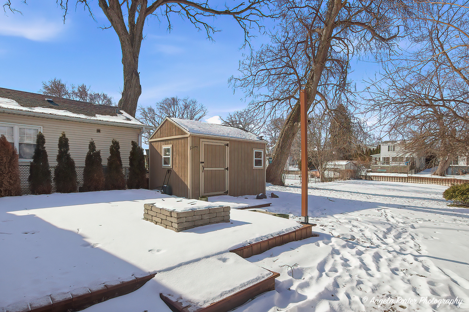 39450 North Circle Avenue Antioch IL 60002