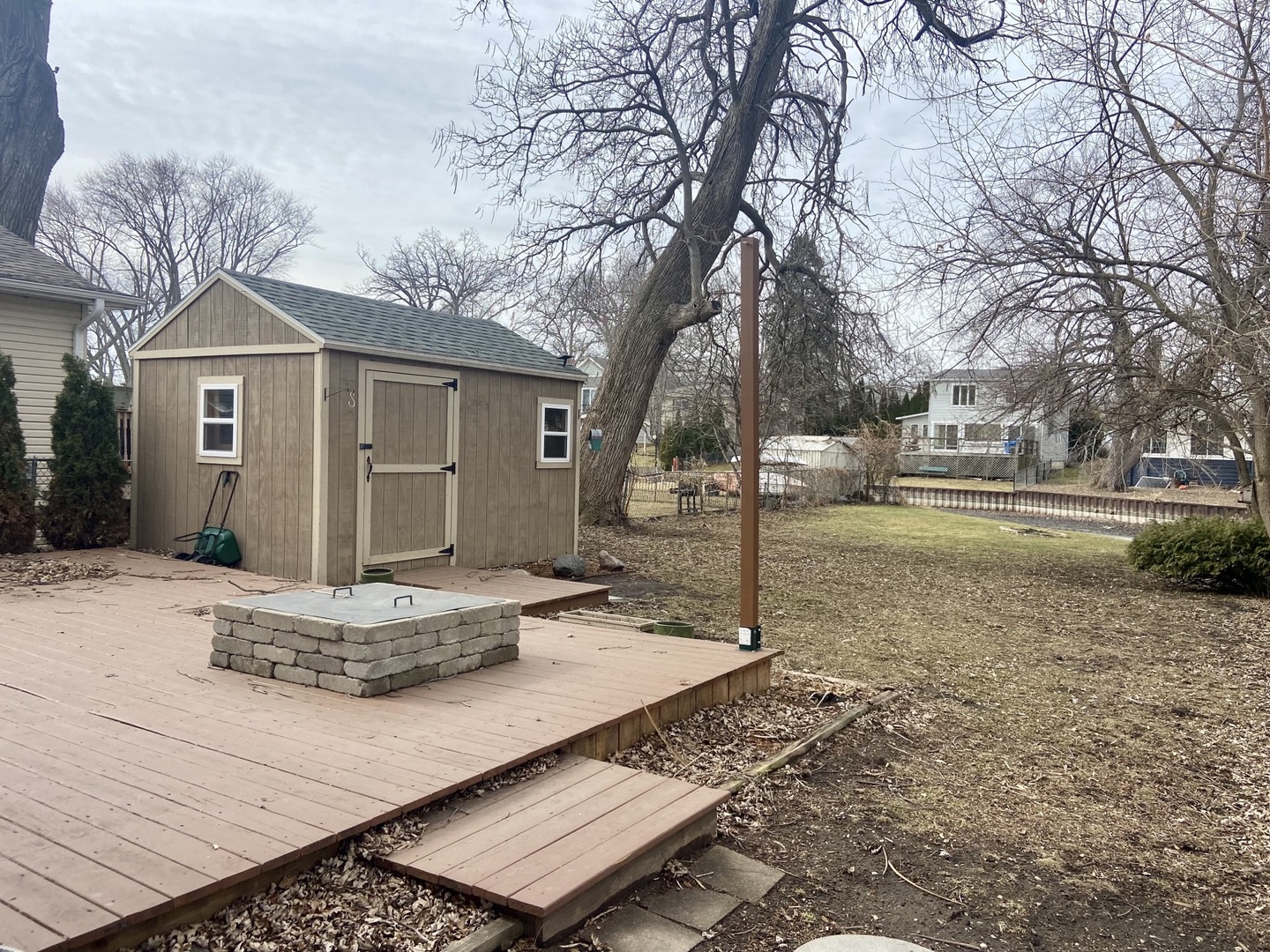 39450 North Circle Avenue Antioch IL 60002