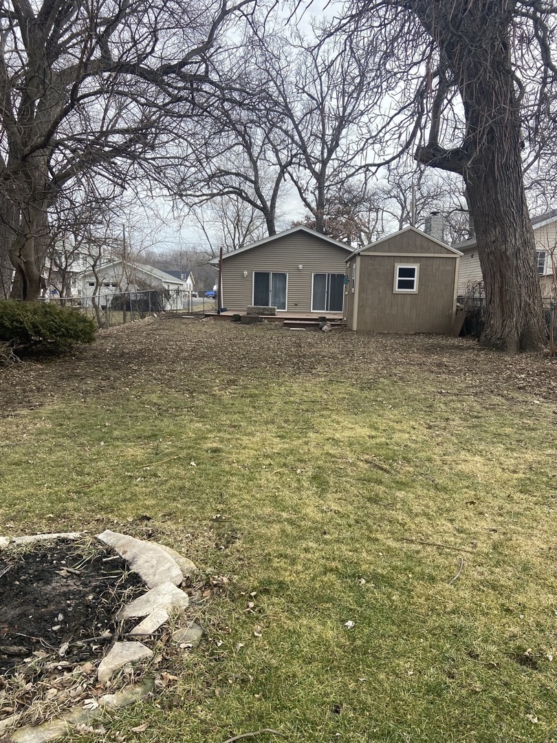 39450 North Circle Avenue Antioch IL 60002