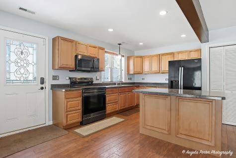 39450 North Circle Avenue Antioch IL 60002