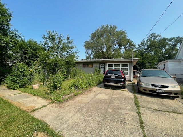 1212 Indian Avenue Aurora IL 60505