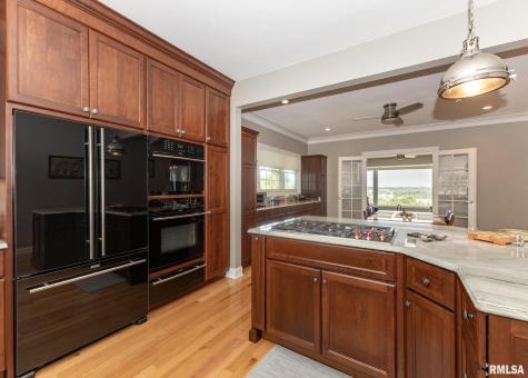 4510 5TH Avenue Moline IL 61265