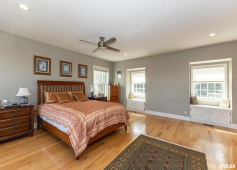 4510 5TH Avenue Moline IL 61265
