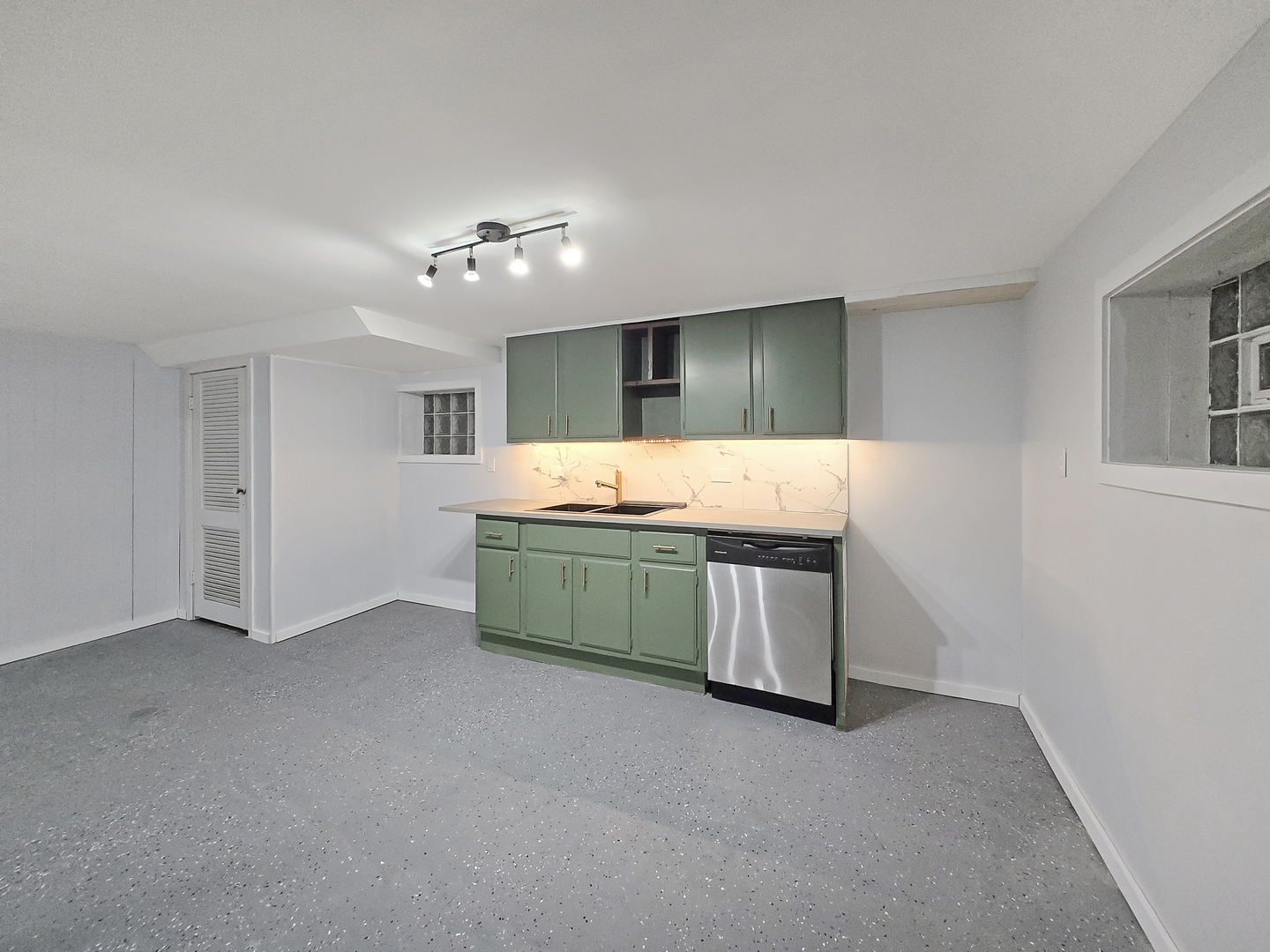 4743 South Keeler Avenue Chicago IL 60632