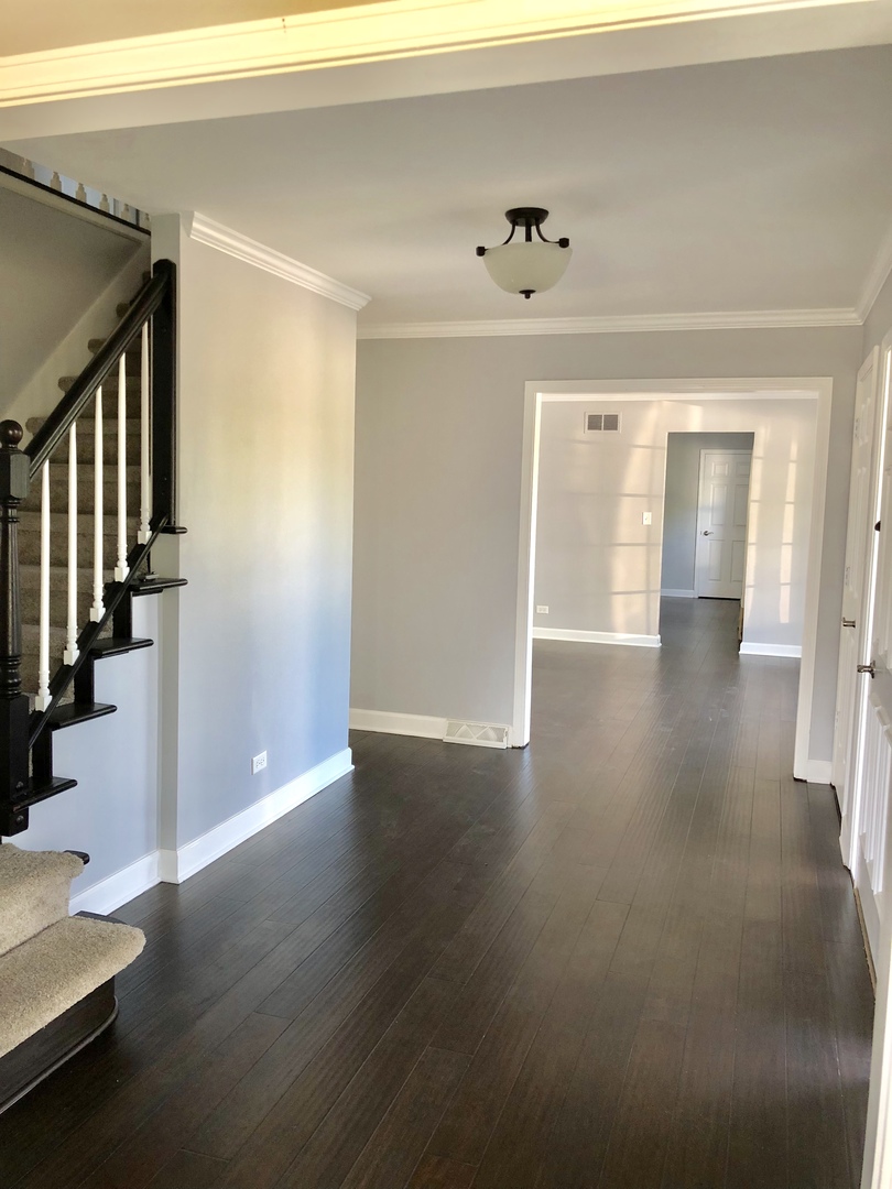 10S450 Windjammer Lane Naperville IL 60564