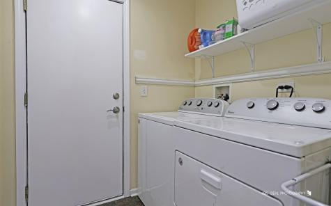 1214 Jerome Court E Antioch IL 60002