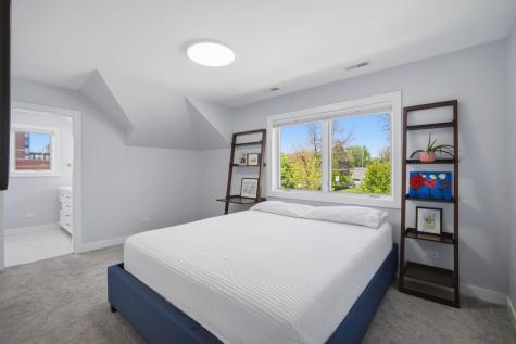 116 North Pine Avenue Arlington Heights IL 60004