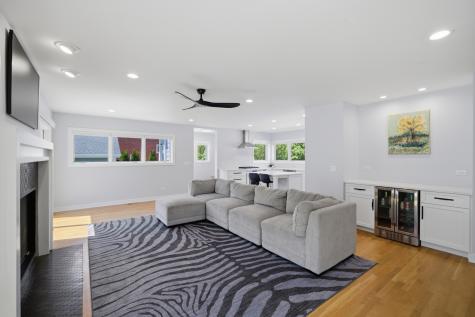 116 North Pine Avenue Arlington Heights IL 60004
