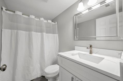 34841 North Oakside Avenue Ingleside IL 60041