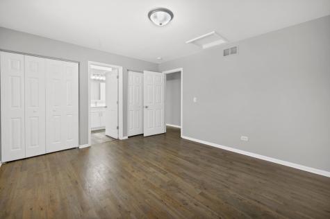 34841 North Oakside Avenue Ingleside IL 60041