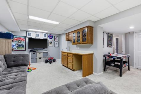 1398 Medinah Drive Itasca IL 60143