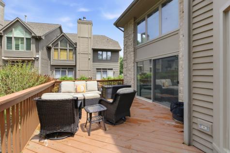 1398 Medinah Drive Itasca IL 60143