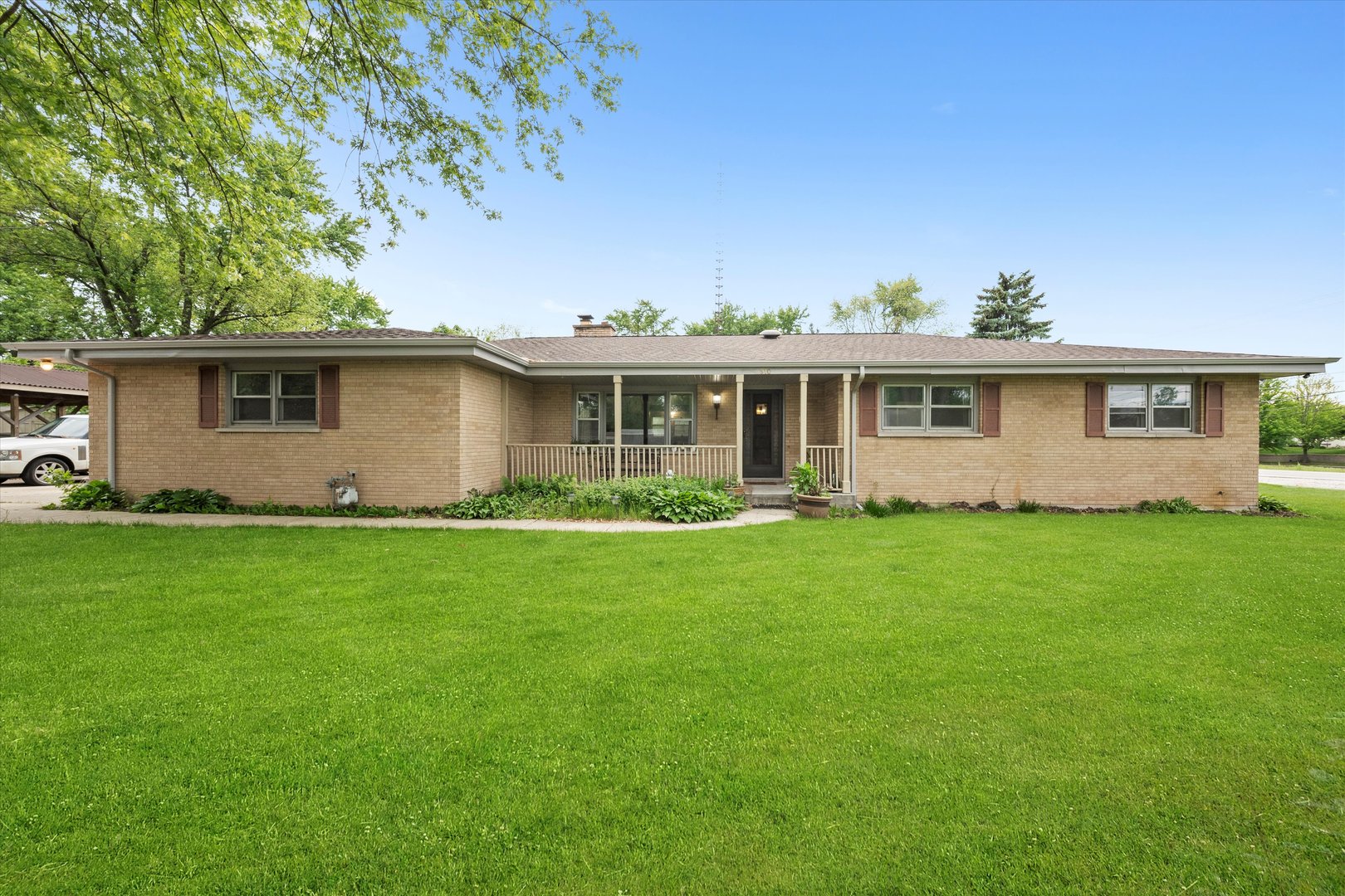 910 Sarah Lane Aurora IL 60502