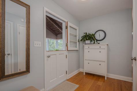 702 Maple Lane Geneva IL 60134