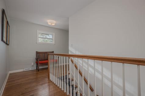 702 Maple Lane Geneva IL 60134