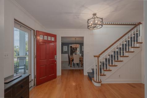 702 Maple Lane Geneva IL 60134