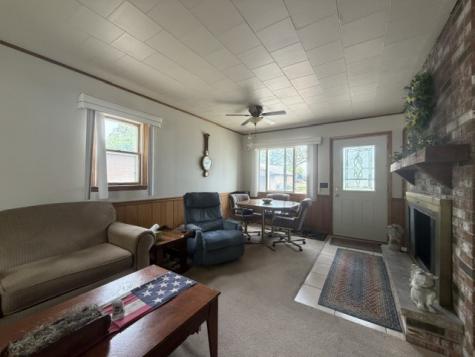 460 Dennis Avenue Bradley IL 60915