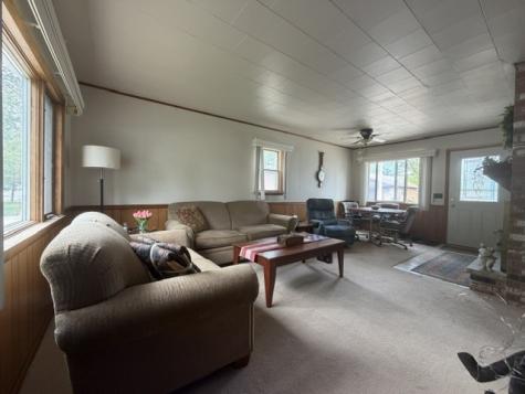 460 Dennis Avenue Bradley IL 60915