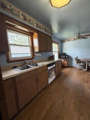 460 Dennis Avenue Bradley IL 60915