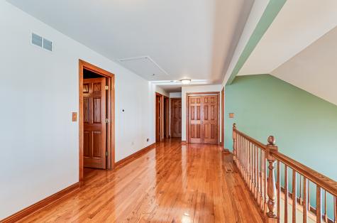 8732 West Surrey Park Palos Hills IL 60465