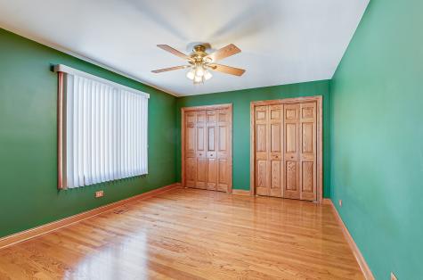 8732 West Surrey Park Palos Hills IL 60465