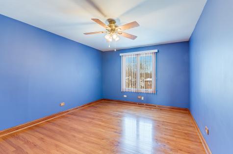 8732 West Surrey Park Palos Hills IL 60465