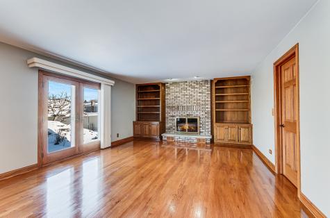 8732 West Surrey Park Palos Hills IL 60465