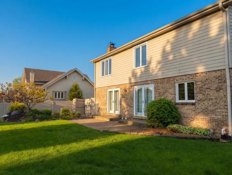 8732 West Surrey Park Palos Hills IL 60465