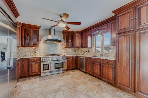 8732 West Surrey Park Palos Hills IL 60465