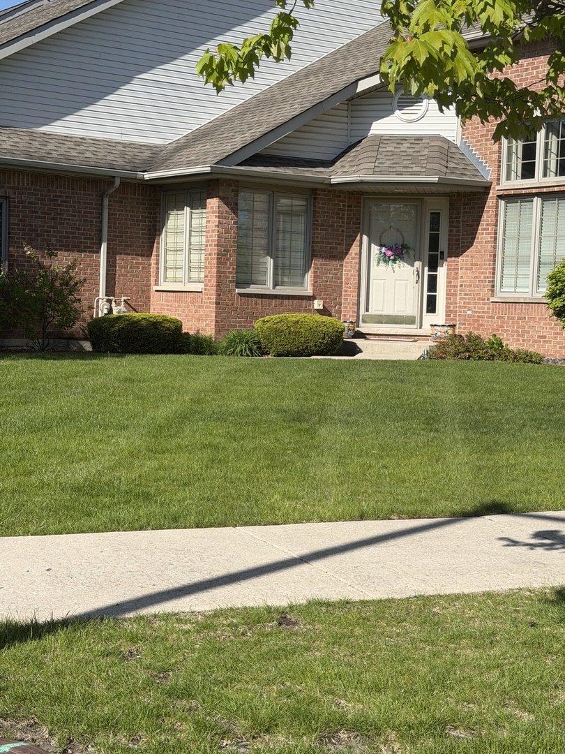 6723 Pondview Drive Tinley Park IL 60477