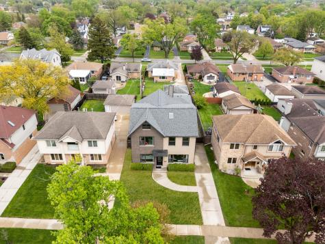8277 North Wisner Street Niles IL 60714
