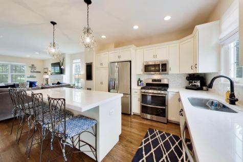 1331 Avery Avenue Wheaton IL 60187