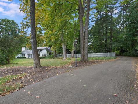 1850 North Mulford Road Rockford IL 61107