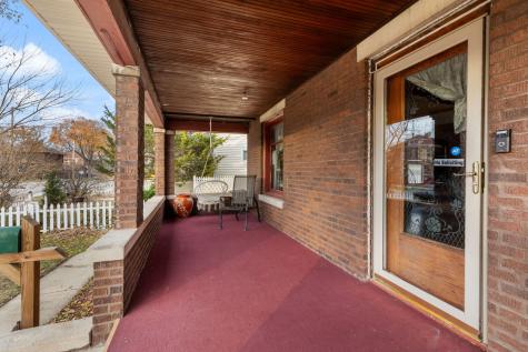 610 Watson Street Aurora IL 60505