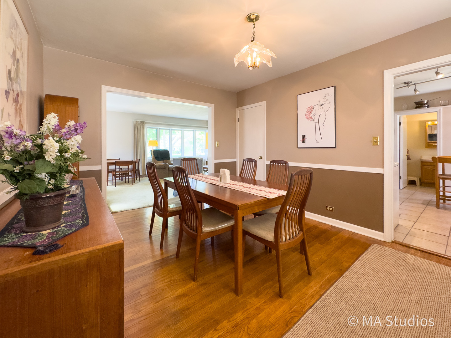 1219 Golf Lane Wheaton IL 60189