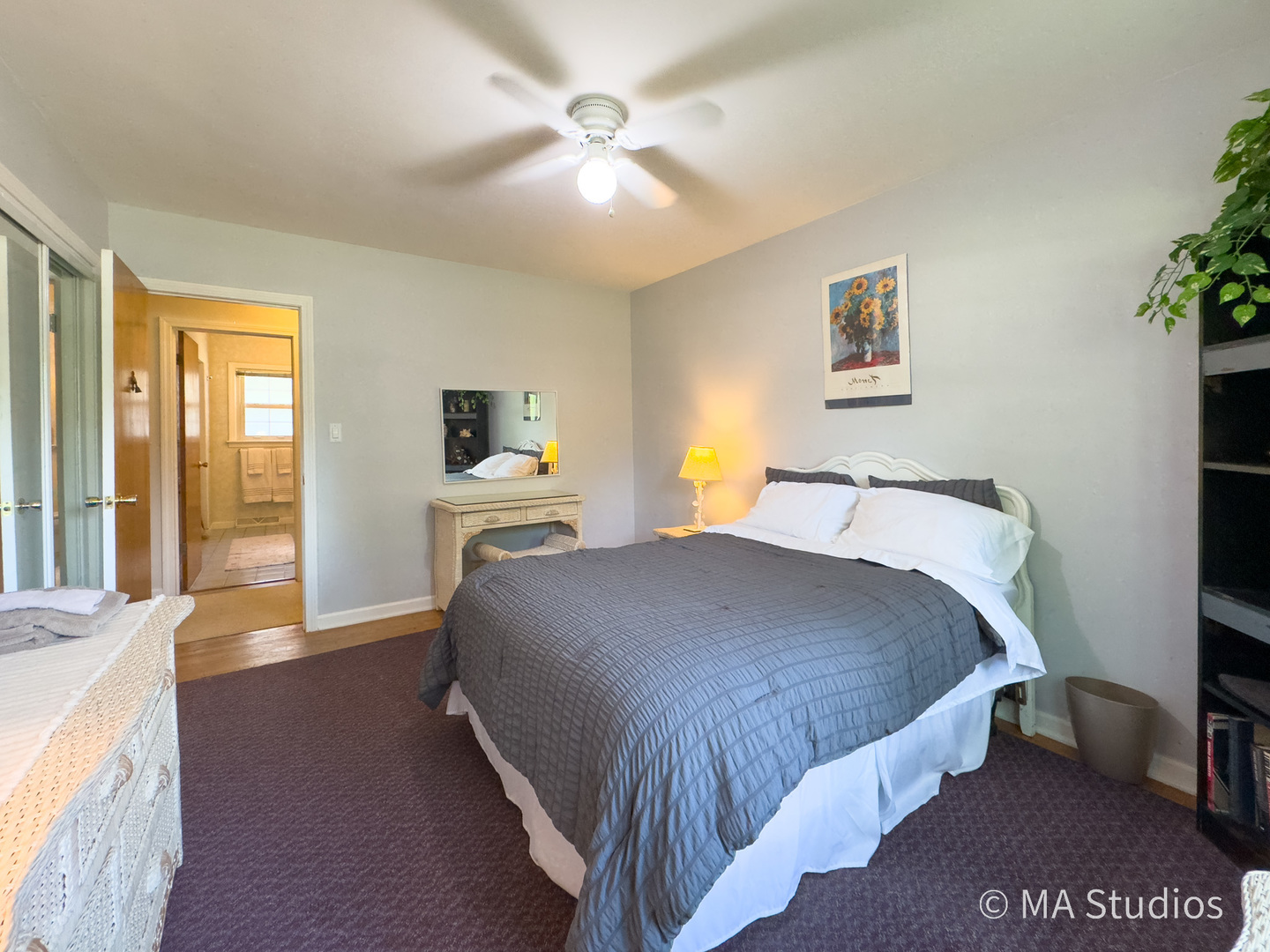 1219 Golf Lane Wheaton IL 60189