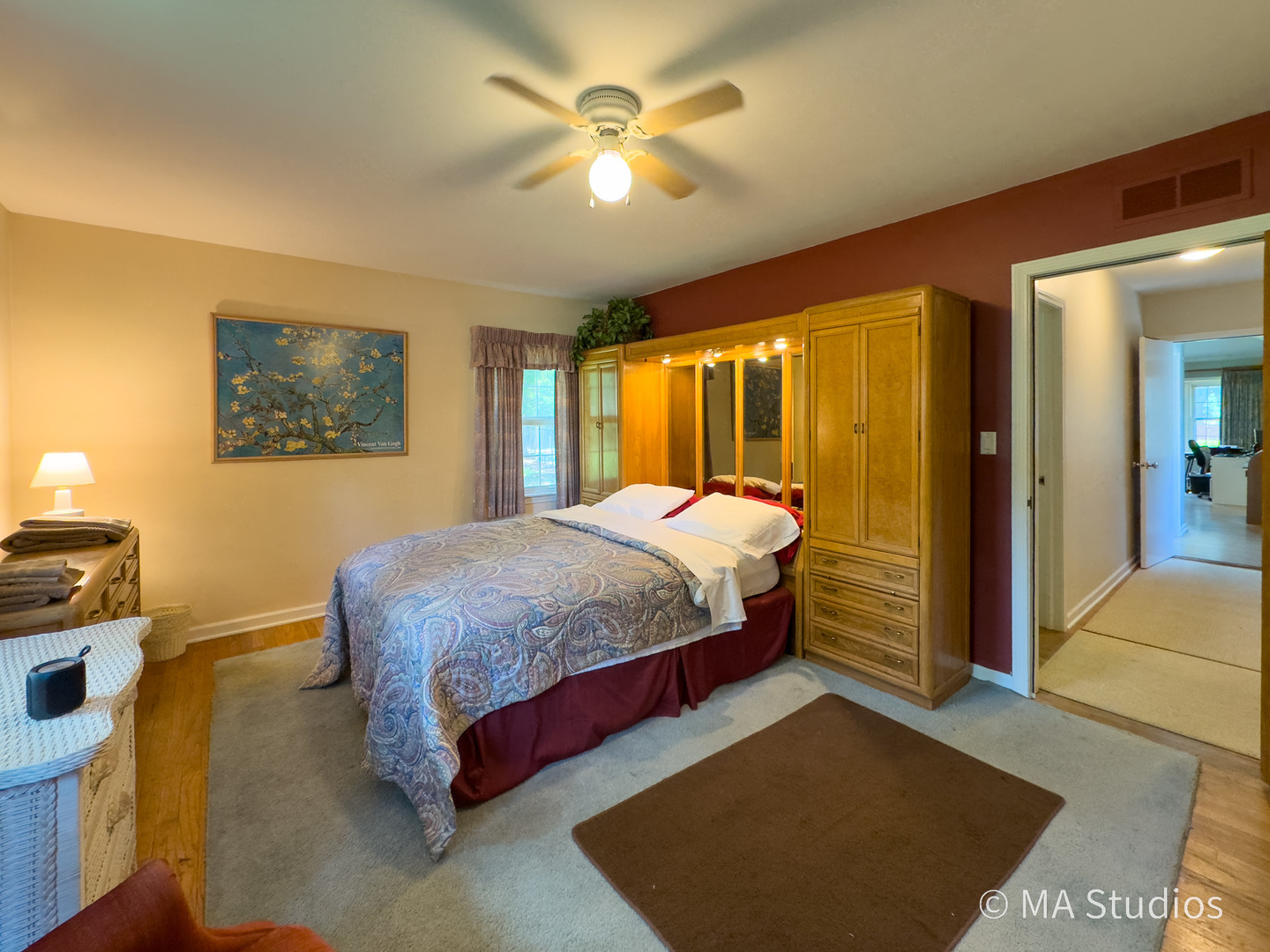 1219 Golf Lane Wheaton IL 60189