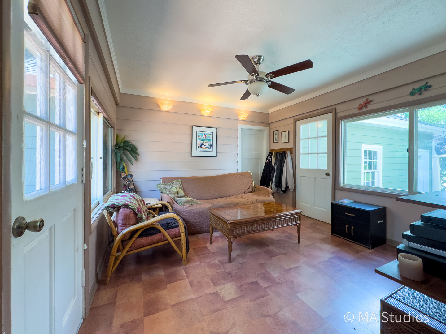 1219 Golf Lane Wheaton IL 60189