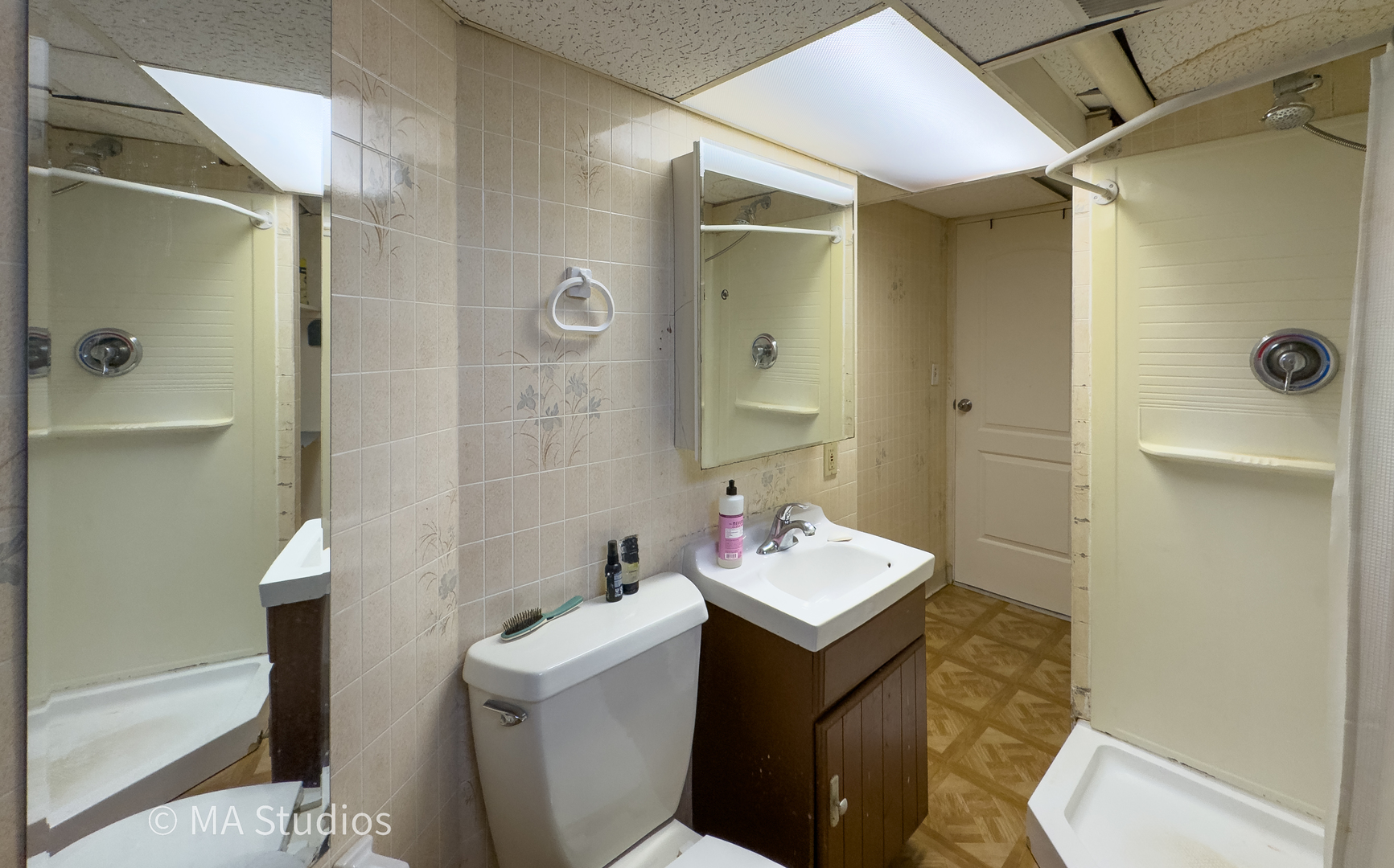 1219 Golf Lane Wheaton IL 60189