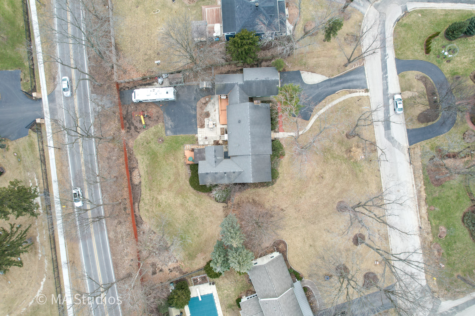 1219 Golf Lane Wheaton IL 60189
