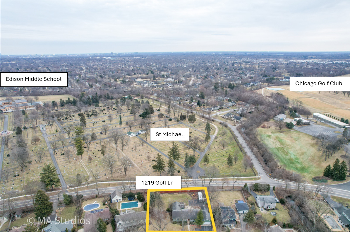 1219 Golf Lane Wheaton IL 60189
