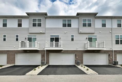 1538 Times Drive Des Plaines IL 60018