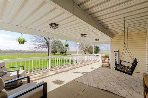 1388 East 2950 North Road Mansfield IL 61854