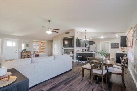 1388 East 2950 North Road Mansfield IL 61854