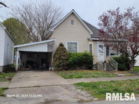 617 North 14th Street Herrin IL 62948