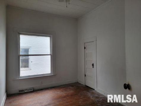 617 North 14th Street Herrin IL 62948